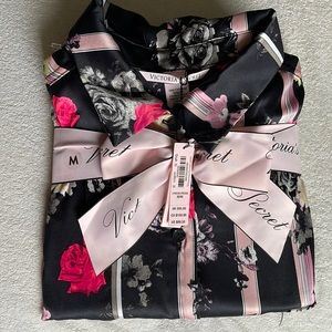 VS  super soft pajama set